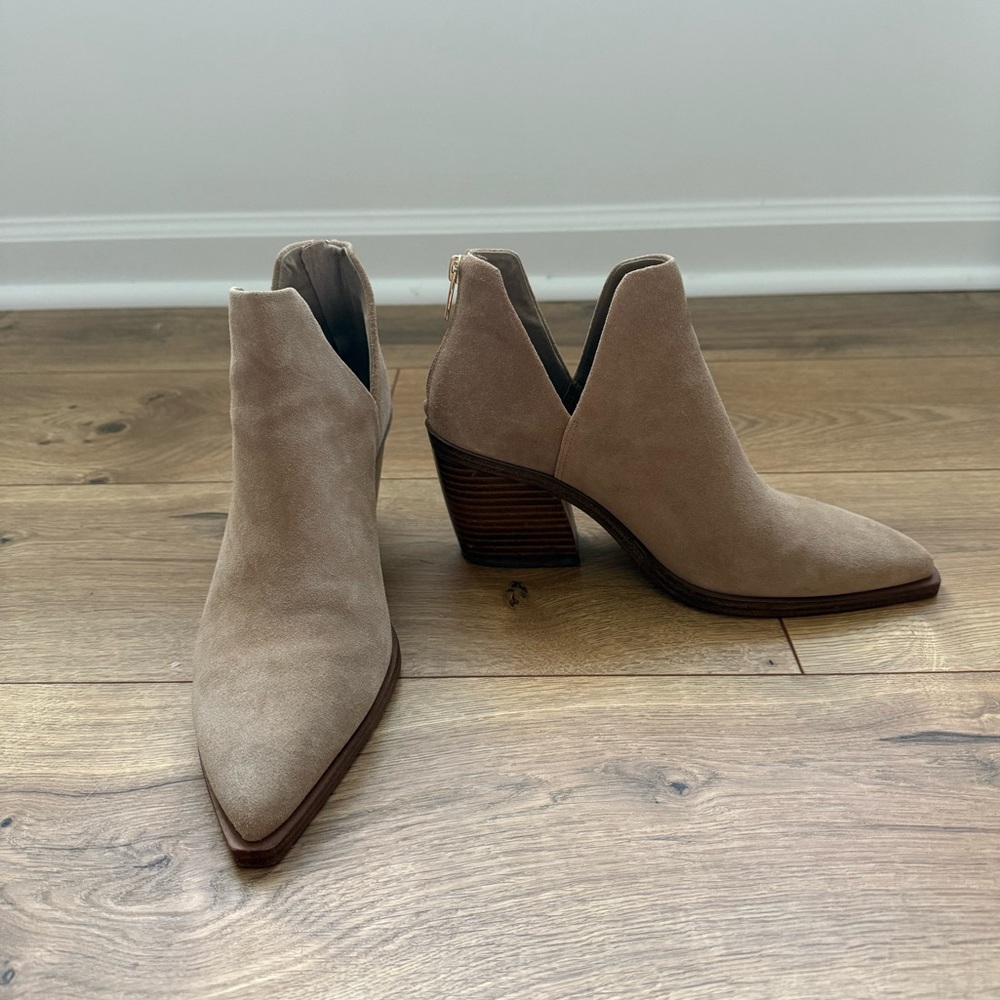 Vince Camuto Suede Tan Ankle Booties